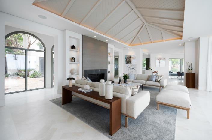 Image No.14-7 Bed Villa / Detached for sale