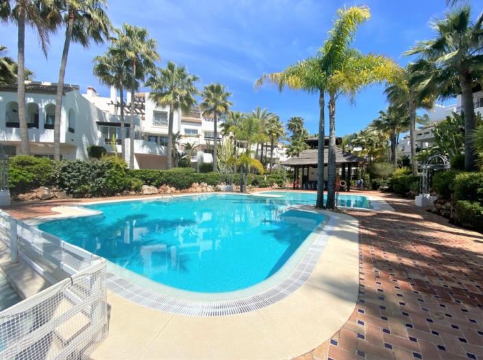 Image No.1-Appartement de 2 chambres à vendre à Puerto Banus