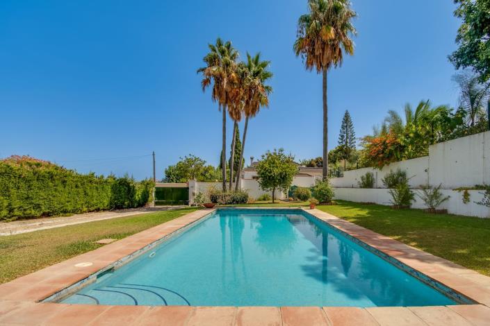 Image No.6-Villa / Détaché de 4 chambres à vendre à Estepona