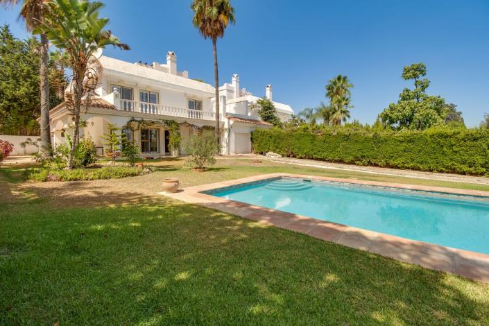 Image No.9-Villa / Détaché de 4 chambres à vendre à Estepona