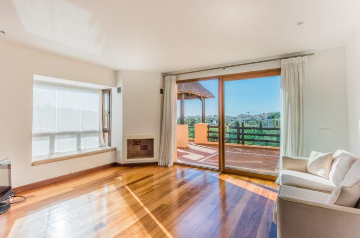 Image No.4-4 Bed Apartment for sale