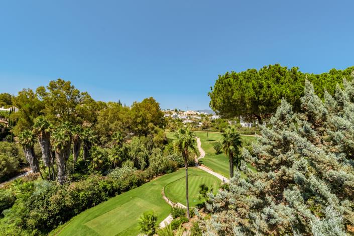 Image No.10-3 Bed Townhouse for sale