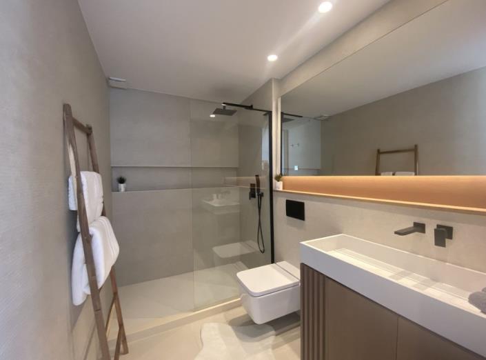 Image No.11-3 Bed Apartment for sale