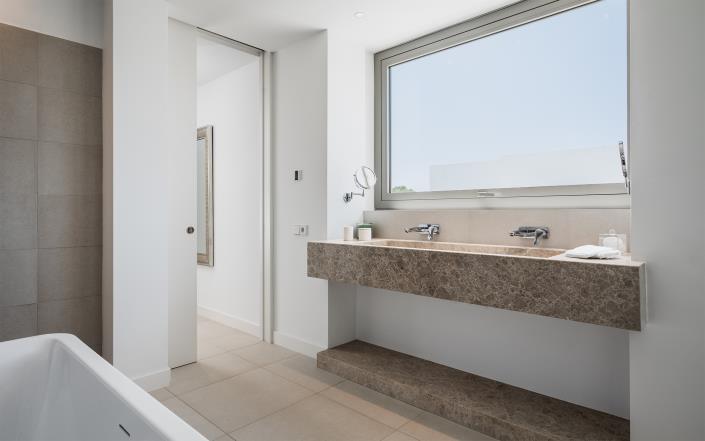 Image No.7-4 Bed Villa / Detached for sale