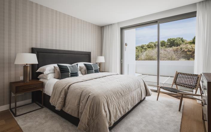 Image No.8-4 Bed Villa / Detached for sale