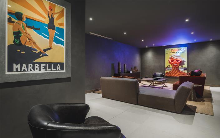 Image No.17-4 Bed Villa / Detached for sale