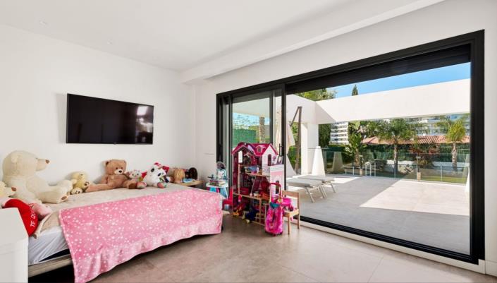 Image No.9-Villa / Détaché de 5 chambres à vendre à Guadalmina