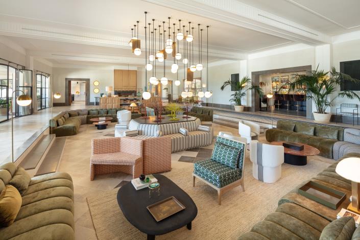 Image No.17-16 Bed Villa / Detached for sale