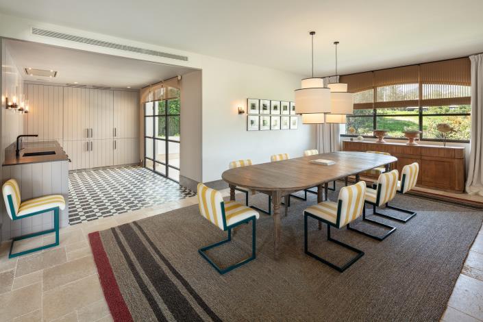 Image No.19-16 Bed Villa / Detached for sale