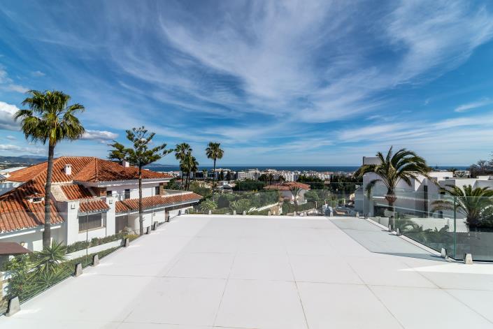 Image No.11-8 Bed Villa / Detached for sale