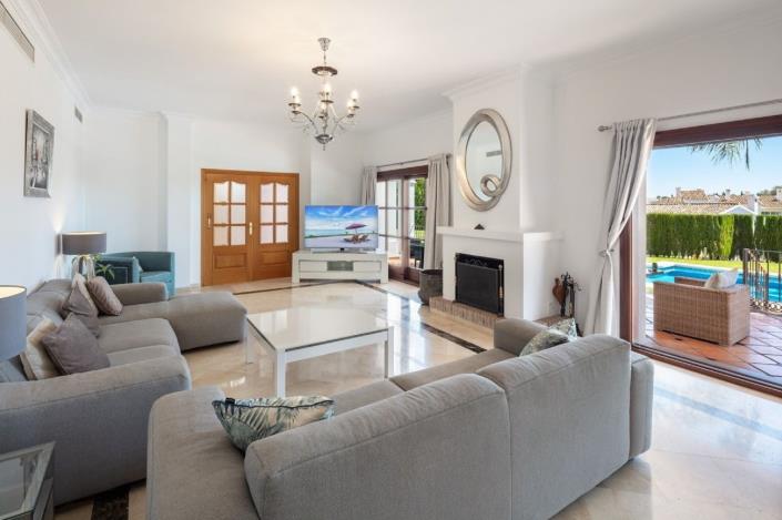 Image No.7-4 Bed Villa / Detached for sale