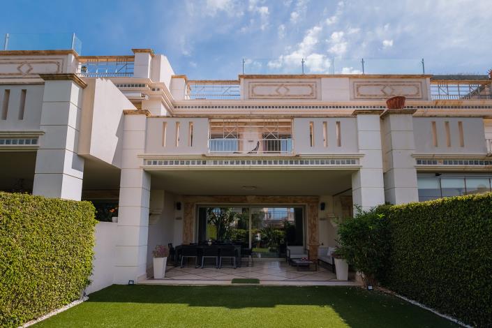 Image No.2-Villa / Détaché de 4 chambres à vendre à Sierra Blanca