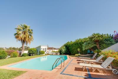 2-5bd7b9d04b45e33852eaf0ec6670150d