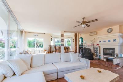 3-e898b2bb2a2fdfd06d2c39894dce8316