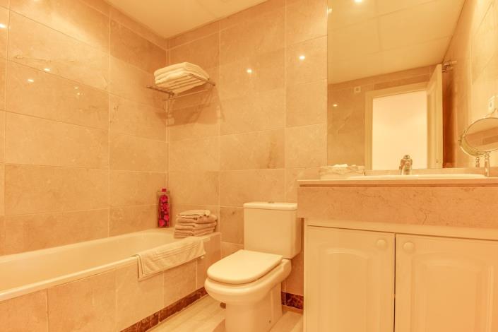 Image No.15-2 Bed Apartment for sale