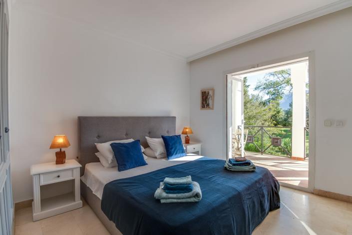 Image No.7-4 Bed Townhouse for sale