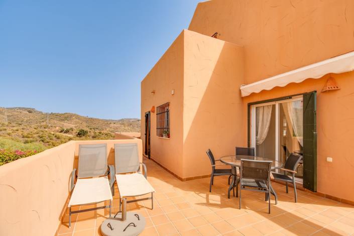 Image No.2-Penthouse de 2 chambres à vendre à Elviria