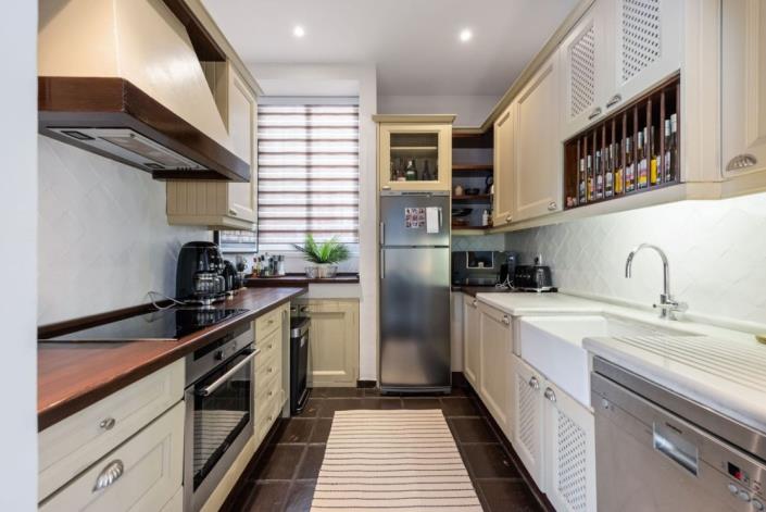 Image No.16-4 Bed Townhouse for sale