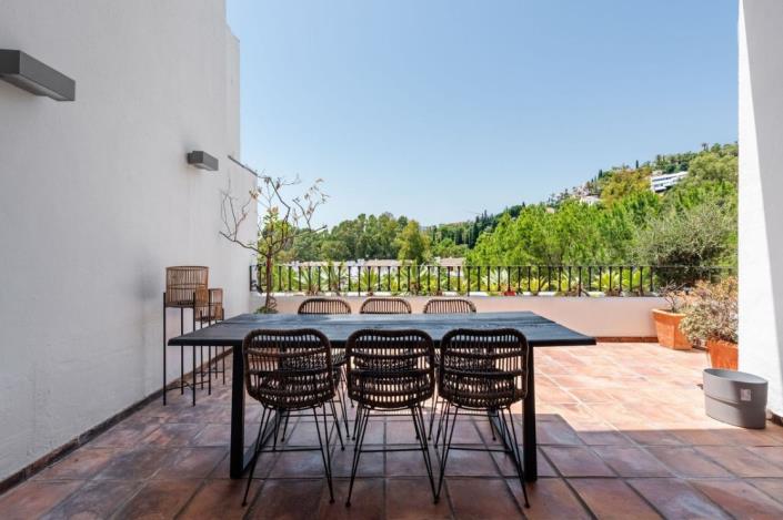 Image No.4-4 Bed Townhouse for sale