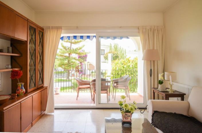 Image No.3-Appartement de 2 chambres à vendre à Estepona