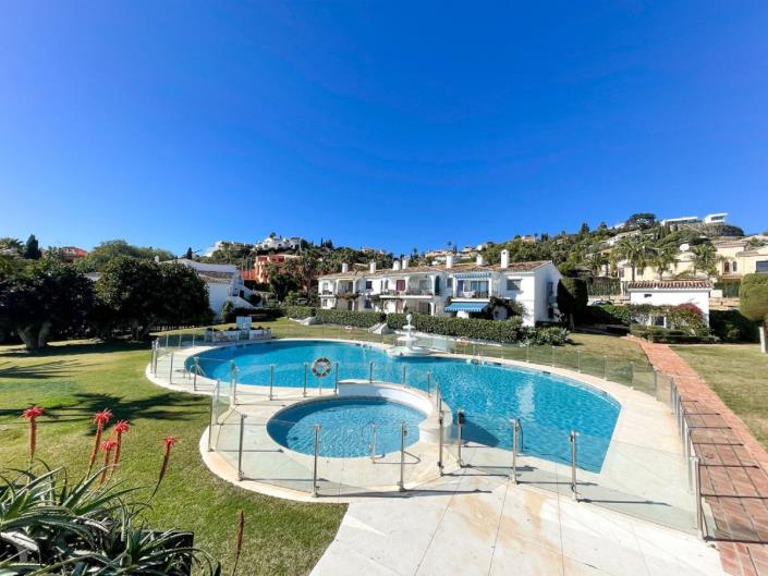 Image No.8-Appartement de 2 chambres à vendre à Estepona