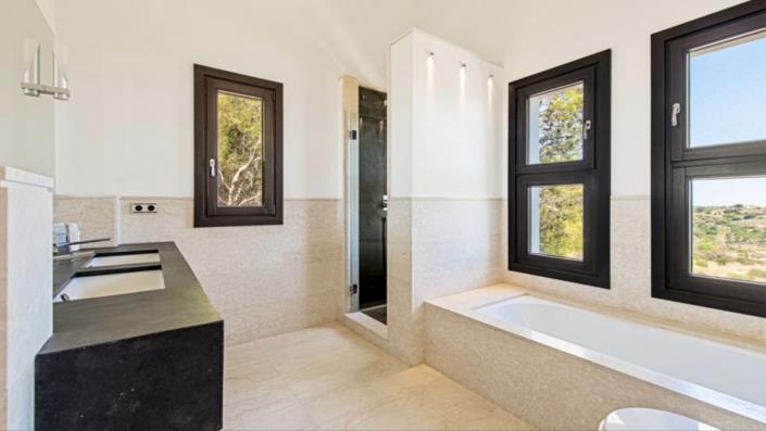 Image No.13-Villa / Détaché de 5 chambres à vendre à Altos de los Monteros