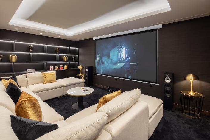 Image No.16-6 Bed Villa / Detached for sale