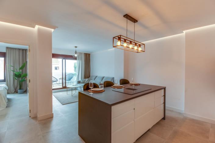 Image No.10-3 Bed Apartment for sale