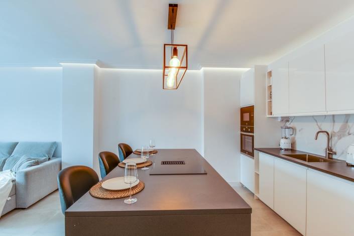 Image No.12-3 Bed Apartment for sale