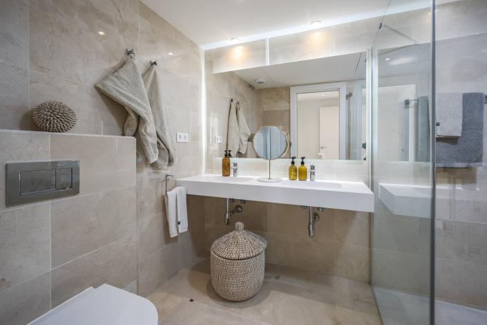 Image No.18-3 Bed Duplex for sale