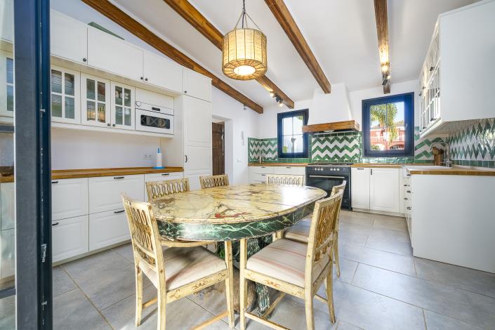 Image No.25-Villa / Détaché de 7 chambres à vendre à Guadalmina