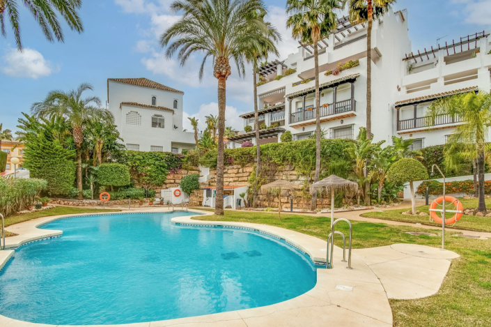 Image No.12-2 Bed Apartment for sale