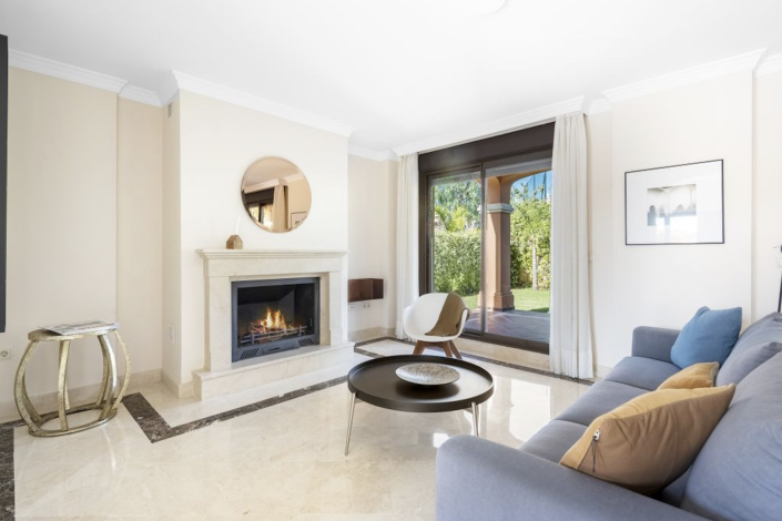 Image No.3-4 Bed Villa for sale