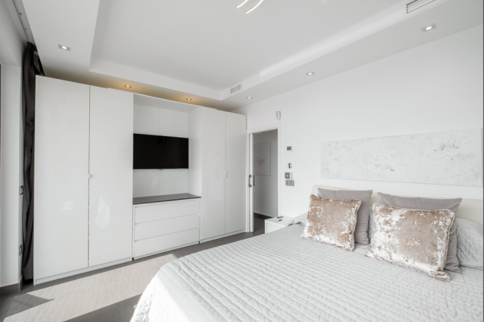 Image No.13-2 Bed Apartment for sale