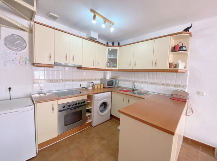 Image No.11-2 Bed Townhouse for sale