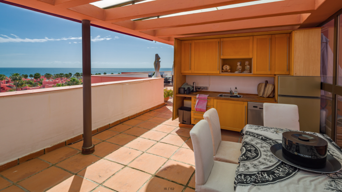 Image No.3-Penthouse de 3 chambres à vendre à Estepona