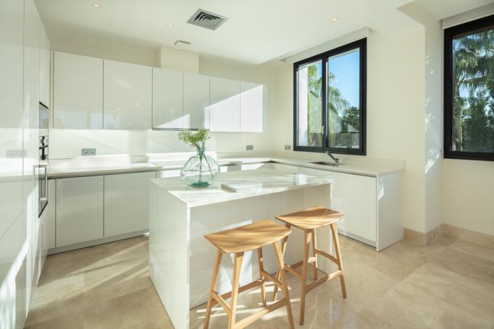 Image No.12-3 Bed Duplex for sale