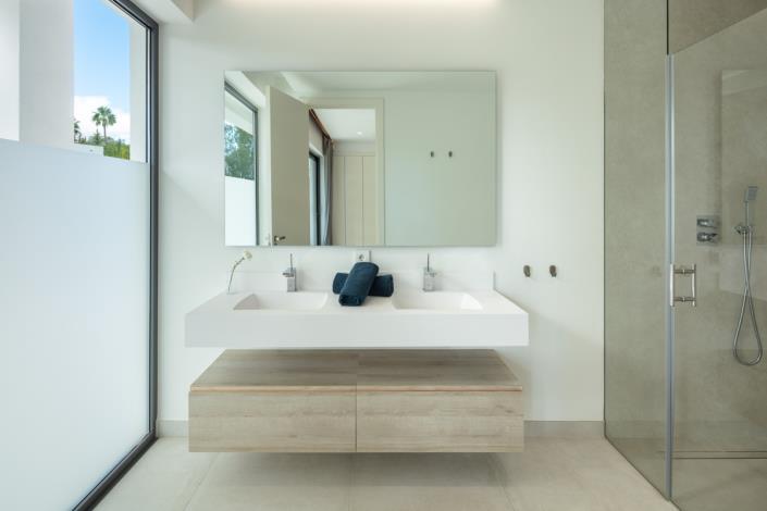 Image No.14-5 Bed Villa for sale