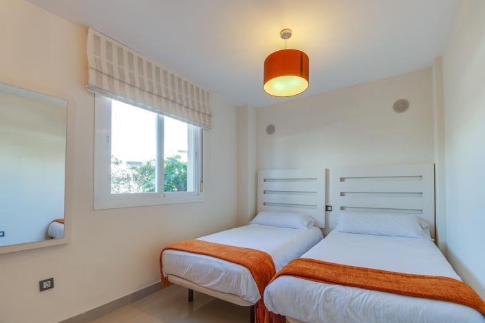 Image No.9-Appartement de 2 chambres à vendre à Estepona