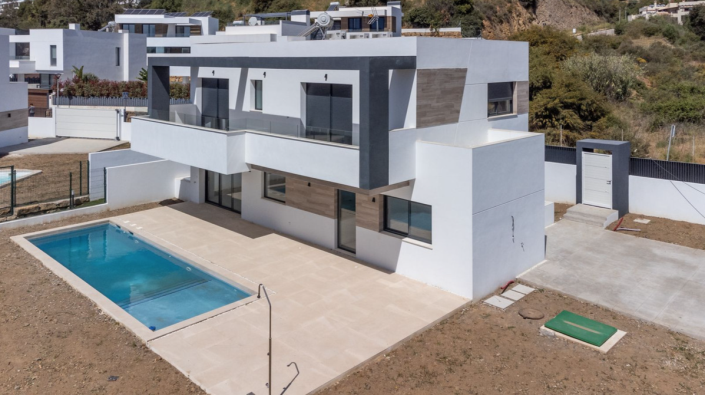 Image No.14-3 Bed Villa / Detached for sale