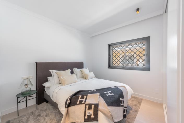 Image No.12-4 Bed Penthouse for sale