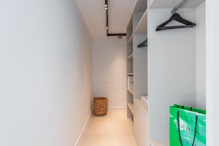 Image No.26-4 Bed Penthouse for sale