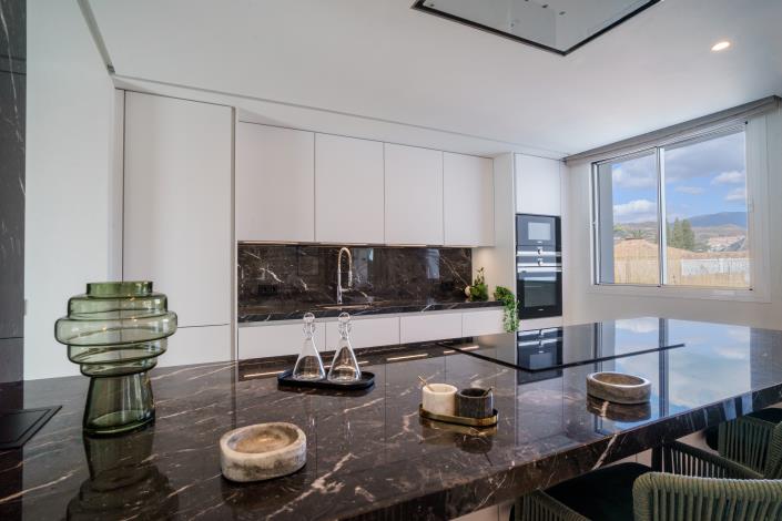 Image No.12-Villa de 5 chambres à vendre à Nueva Andalucia