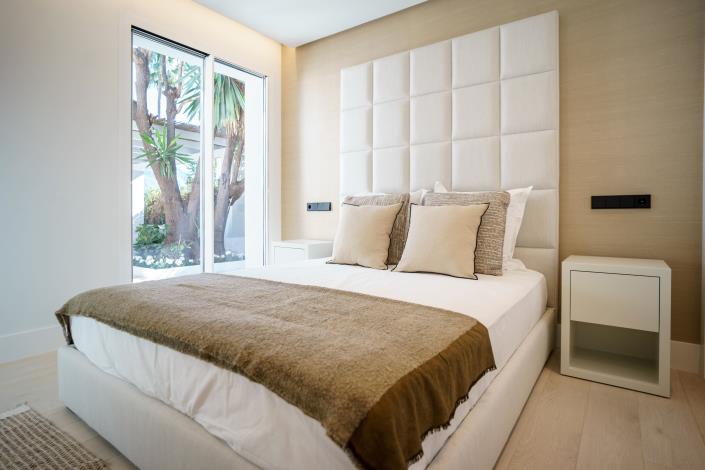 Image No.17-Villa de 5 chambres à vendre à Nueva Andalucia