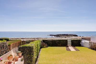Villa de 3 chambres à vendre à Estepona