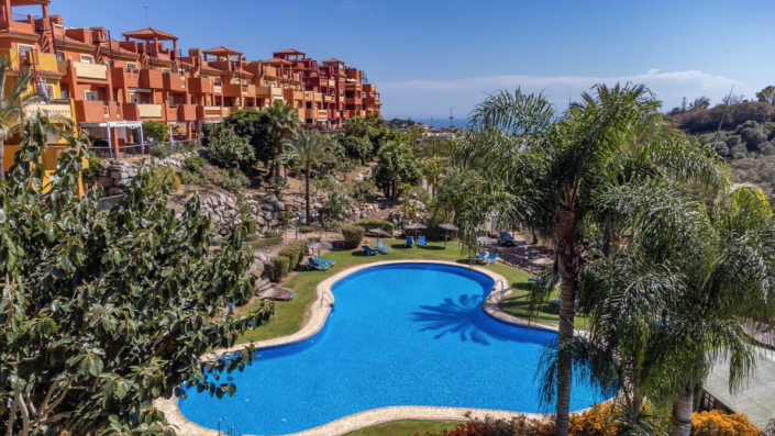 Image No.19-2 Bed Apartment for sale