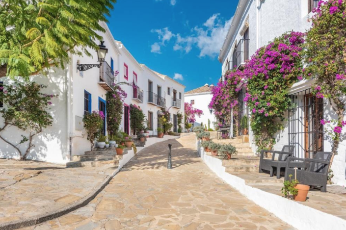 Image No.12-2 Bed Townhouse for sale