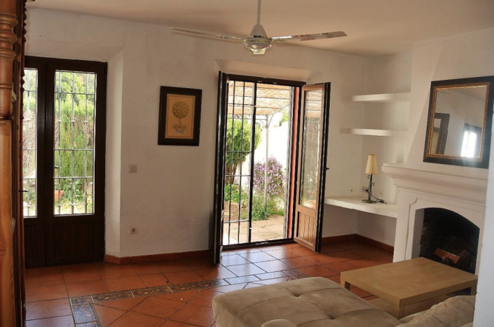 Image No.4-2 Bed Townhouse for sale