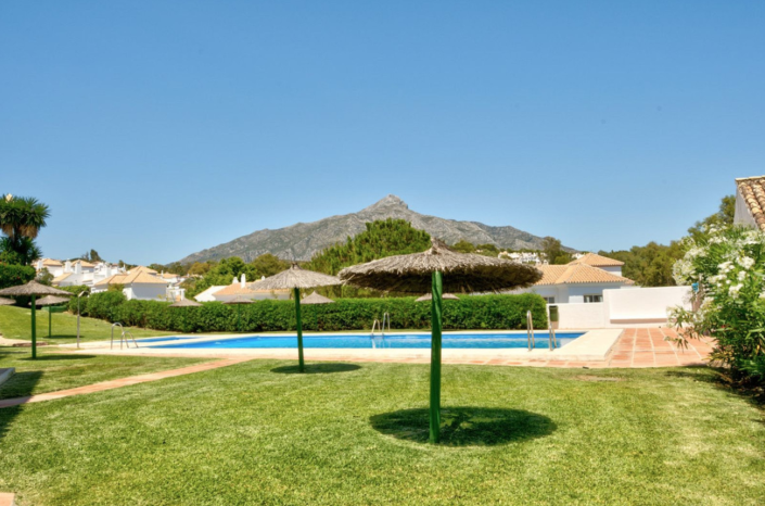 Image No.15-2 Bed Townhouse for sale