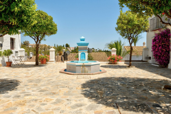 Image No.6-2 Bed Townhouse for sale